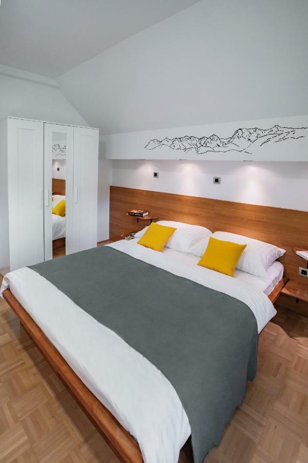 House Of Adventure - The Base To Explore Slovenia Laze v Tuhinju Екстер'єр фото