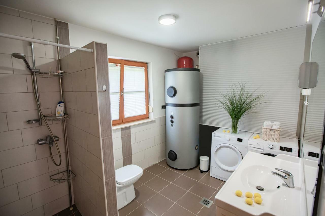 House Of Adventure - The Base To Explore Slovenia Laze v Tuhinju Екстер'єр фото