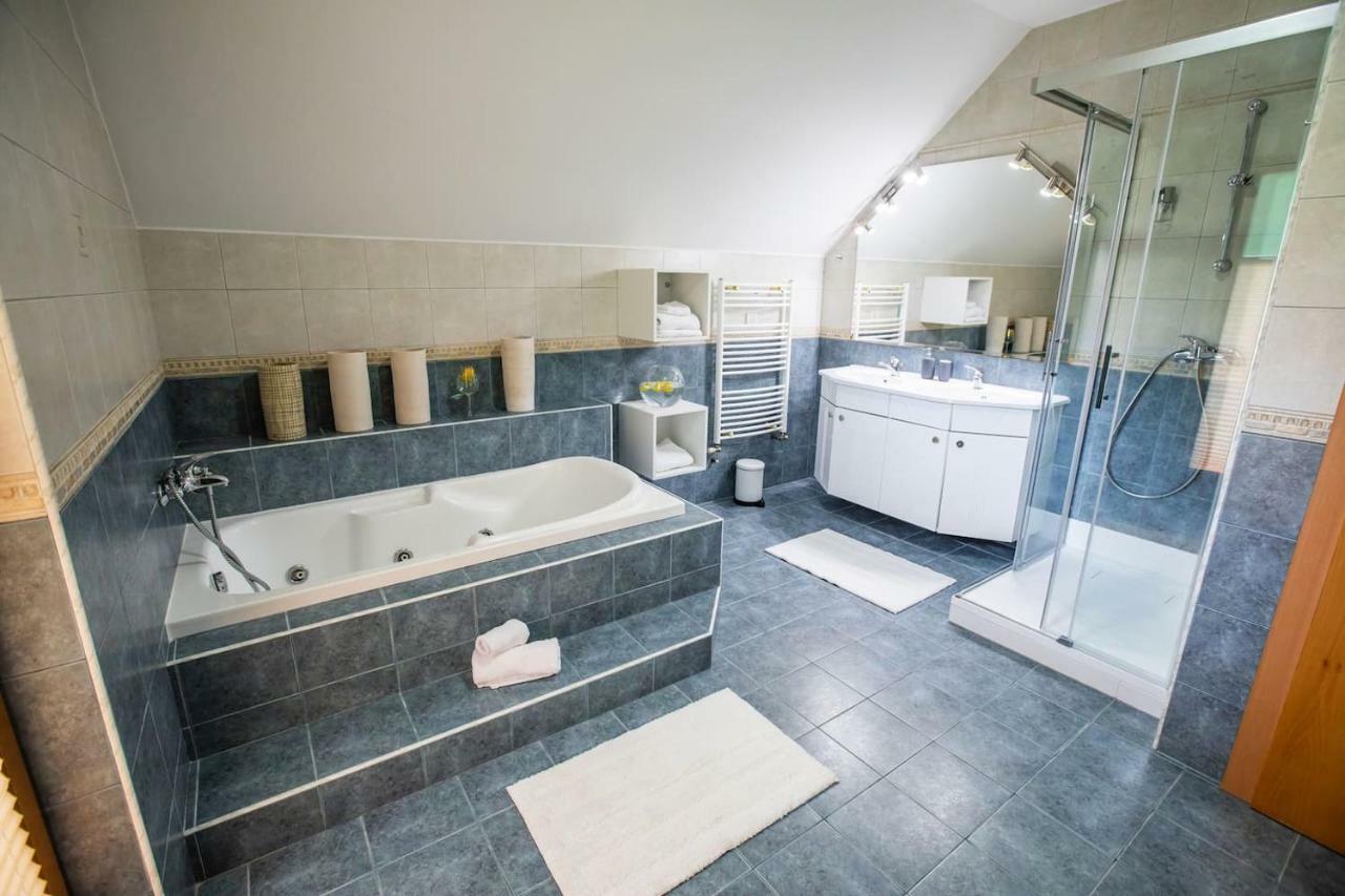 House Of Adventure - The Base To Explore Slovenia Laze v Tuhinju Екстер'єр фото