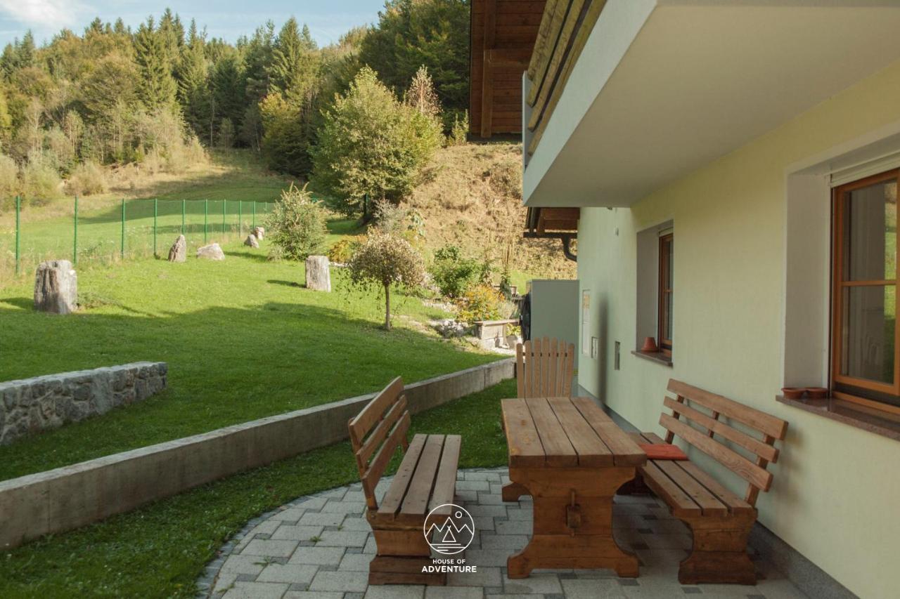 House Of Adventure - The Base To Explore Slovenia Laze v Tuhinju Екстер'єр фото